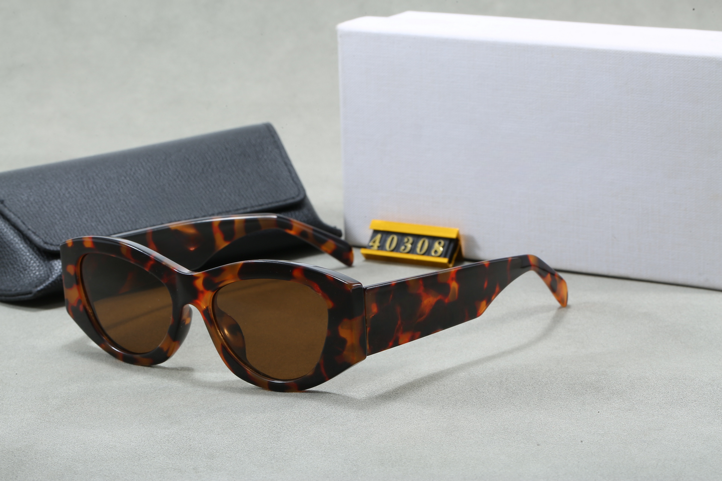 T588-1254 Sunglasses, Cat's Eye Fashion, High end Sunglasses