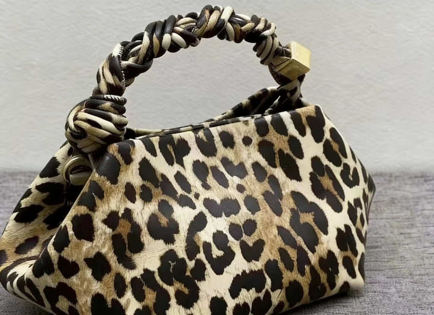T588-1091    Handheld single shoulder large capacity bag