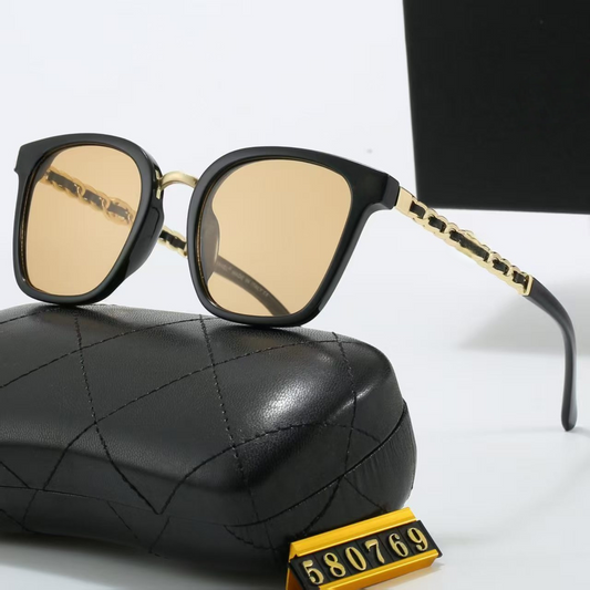 T588- 1213 Large frame sunglasses are versatile and personalized