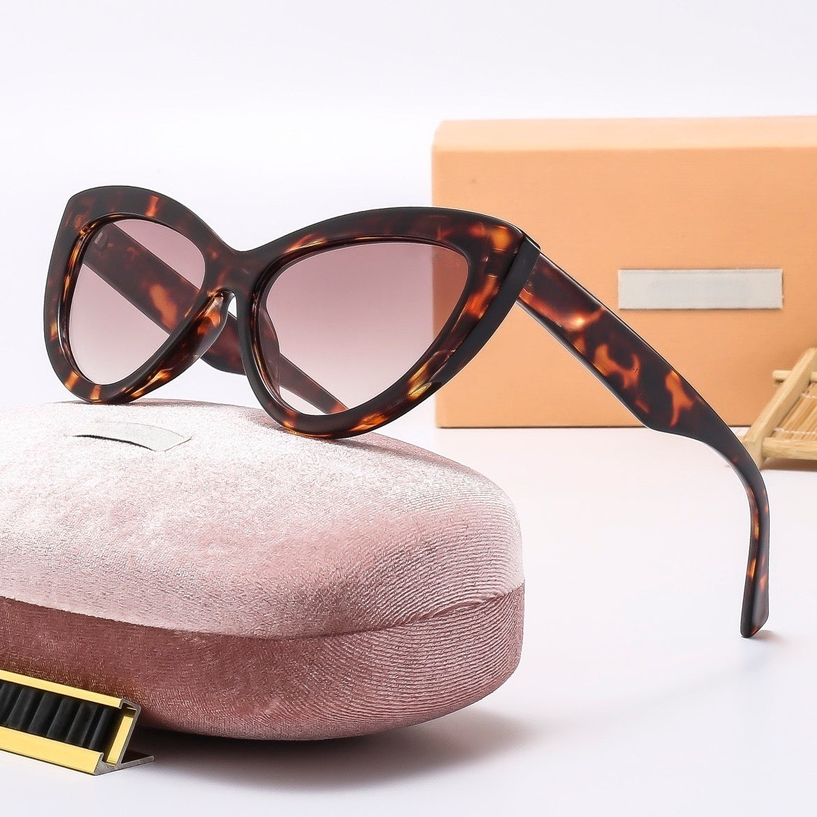 T588-957  Men's and women's large frame glasses, sunglasses, cat's eyes