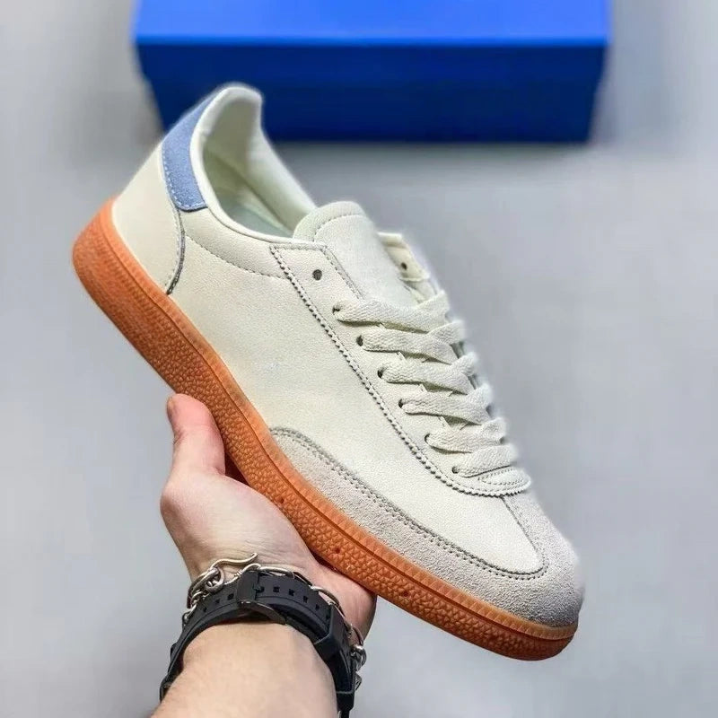 T588-1230  Casual, loose, comfortable, soft soled sports shoes