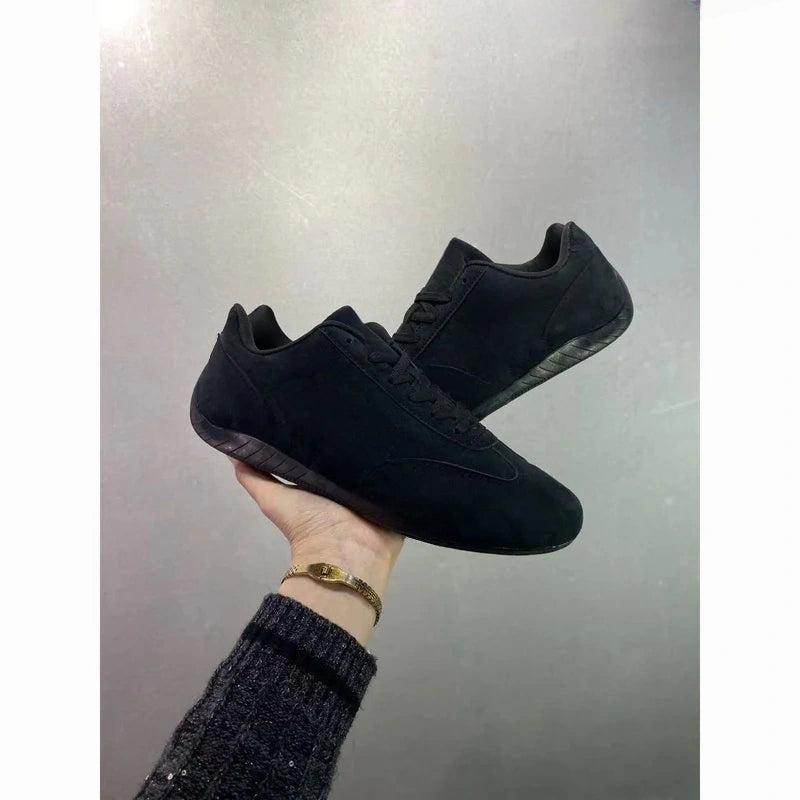 T588-1245  Sports and casual loose shoes