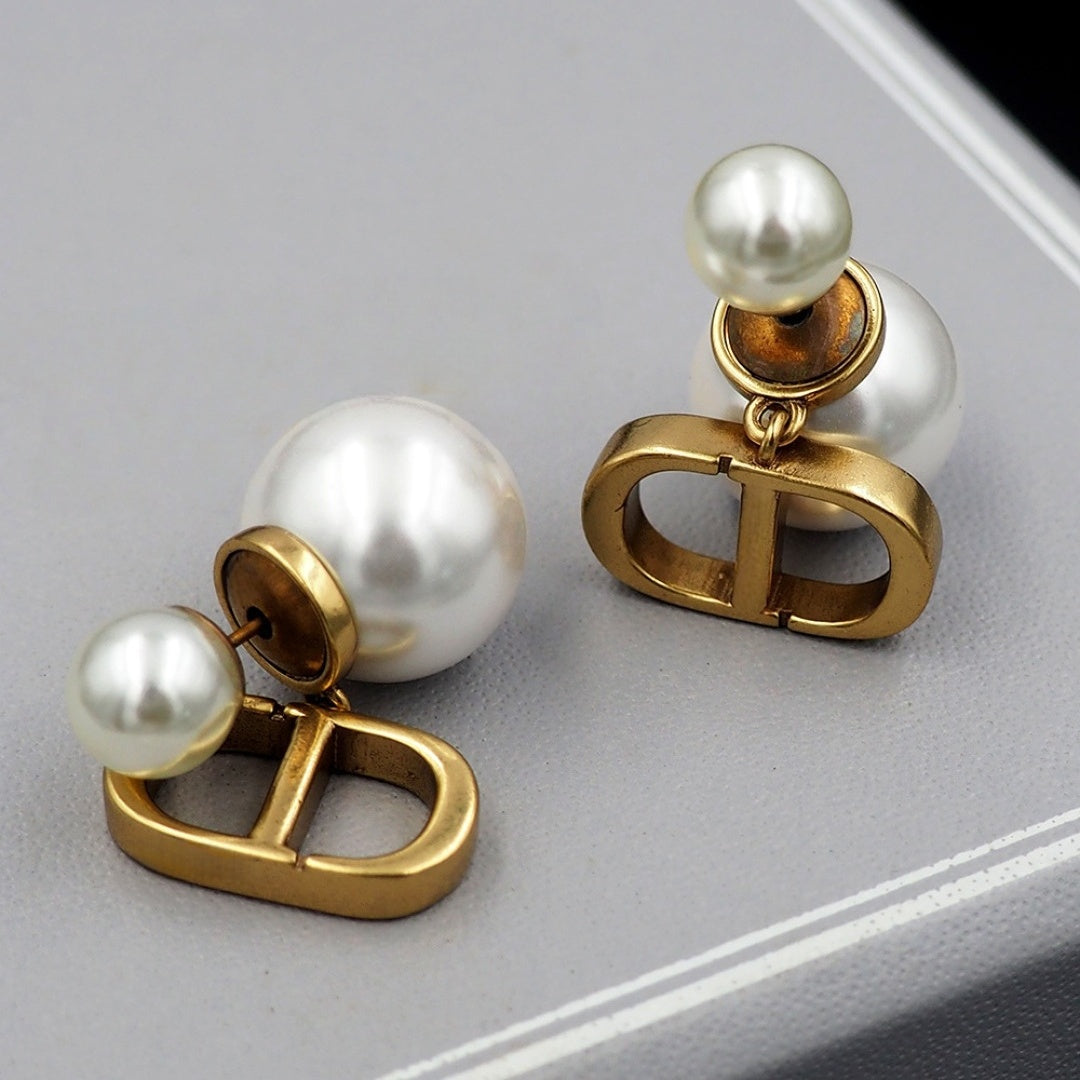 T588-831 Earnail pendant retro versatile
